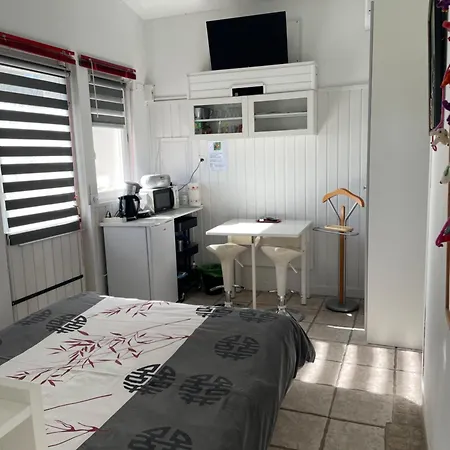 Alojamento de Acomodação e Pequeno-almoço La Coccinelle Nîmes
