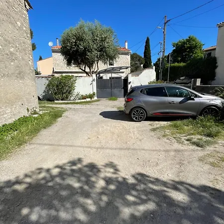 Nocleg ze śniadaniem La Coccinelle Nîmes