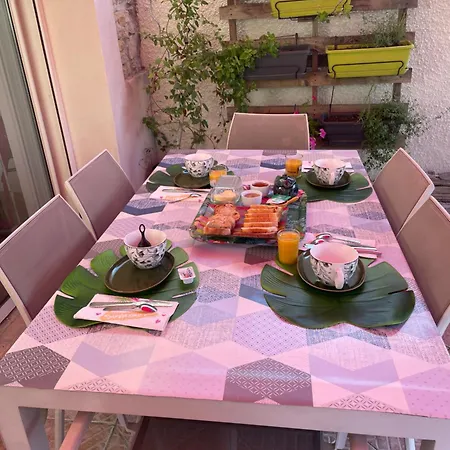 La Coccinelle 4*